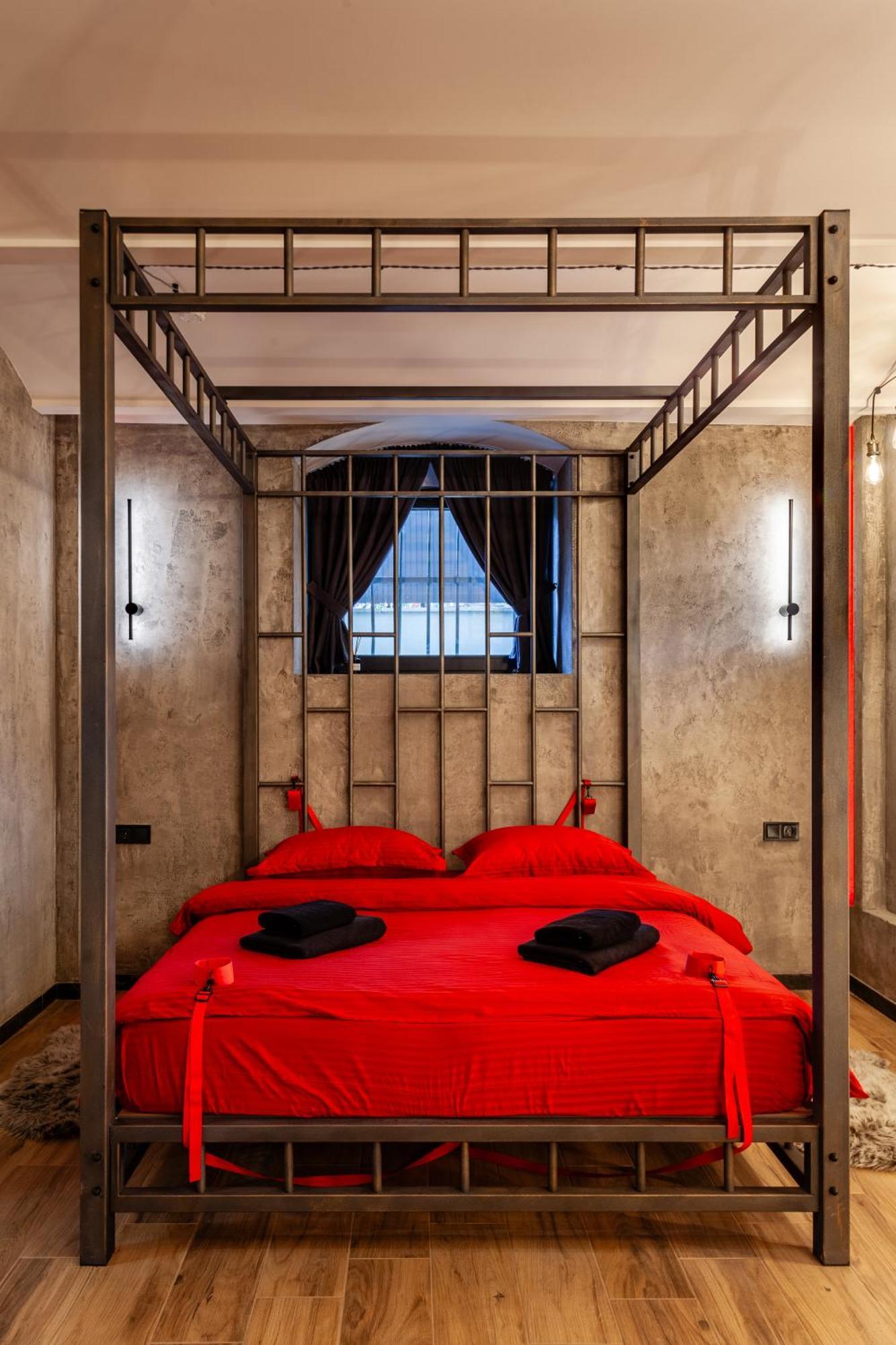 Royal Hot Jucuzzi Apartment Львів Екстер'єр фото